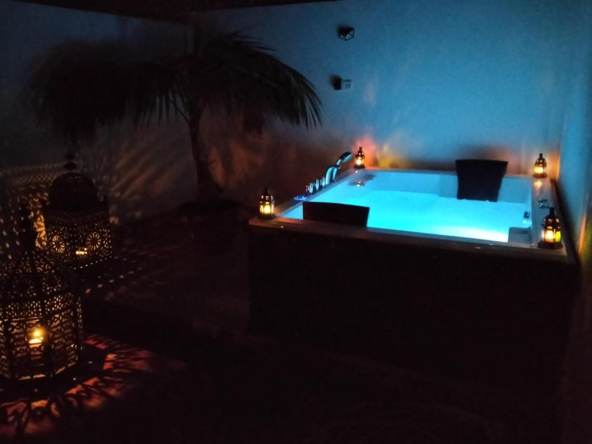 Villa casa blanca luxury spa con piscina privada y jacuzzi privado Chiclana de la Frontera Exterior foto